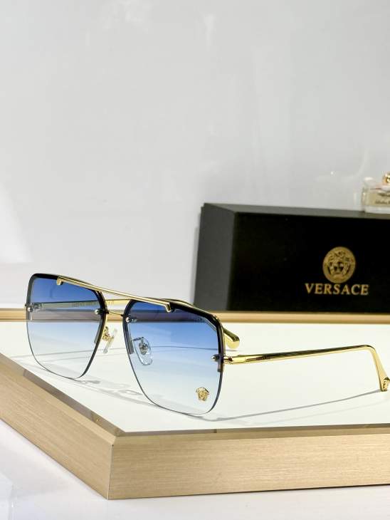 Picture of Versace Sunglasses _SKUfw77836599fw